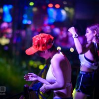 dj搞笑翻唱改版歌曲