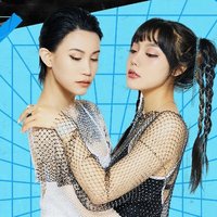 張韶涵-淋雨一直走「暴雨DJ-人都應該有夢有夢就別怕痛」