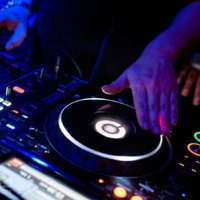 一鍵打包下載DJ大全-2025最新土嗨歌曲無損音質(zhì)收藏